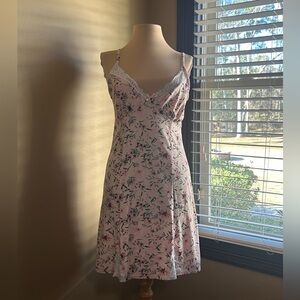 Marylin Monroe Pink Floral Lace Trim Chemise